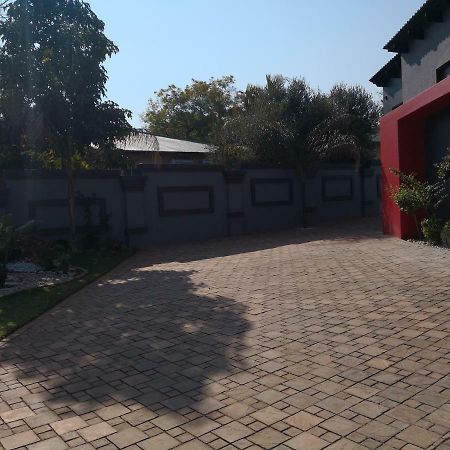 Mmakgabo Boutique Lodge Bela-Bela Exterior foto