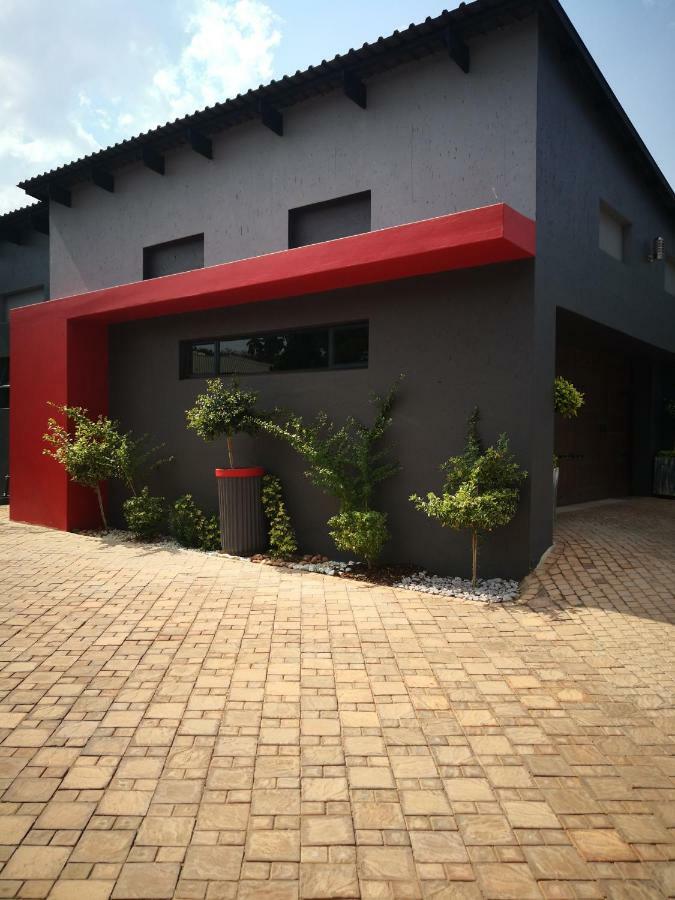 Mmakgabo Boutique Lodge Bela-Bela Exterior foto