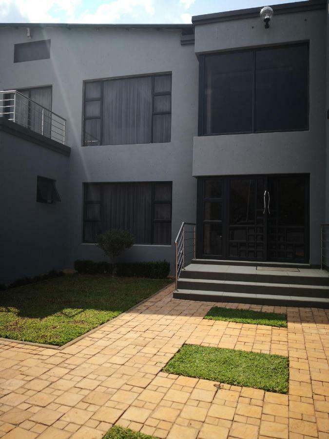 Mmakgabo Boutique Lodge Bela-Bela Exterior foto