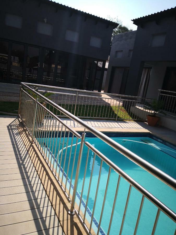 Mmakgabo Boutique Lodge Bela-Bela Exterior foto